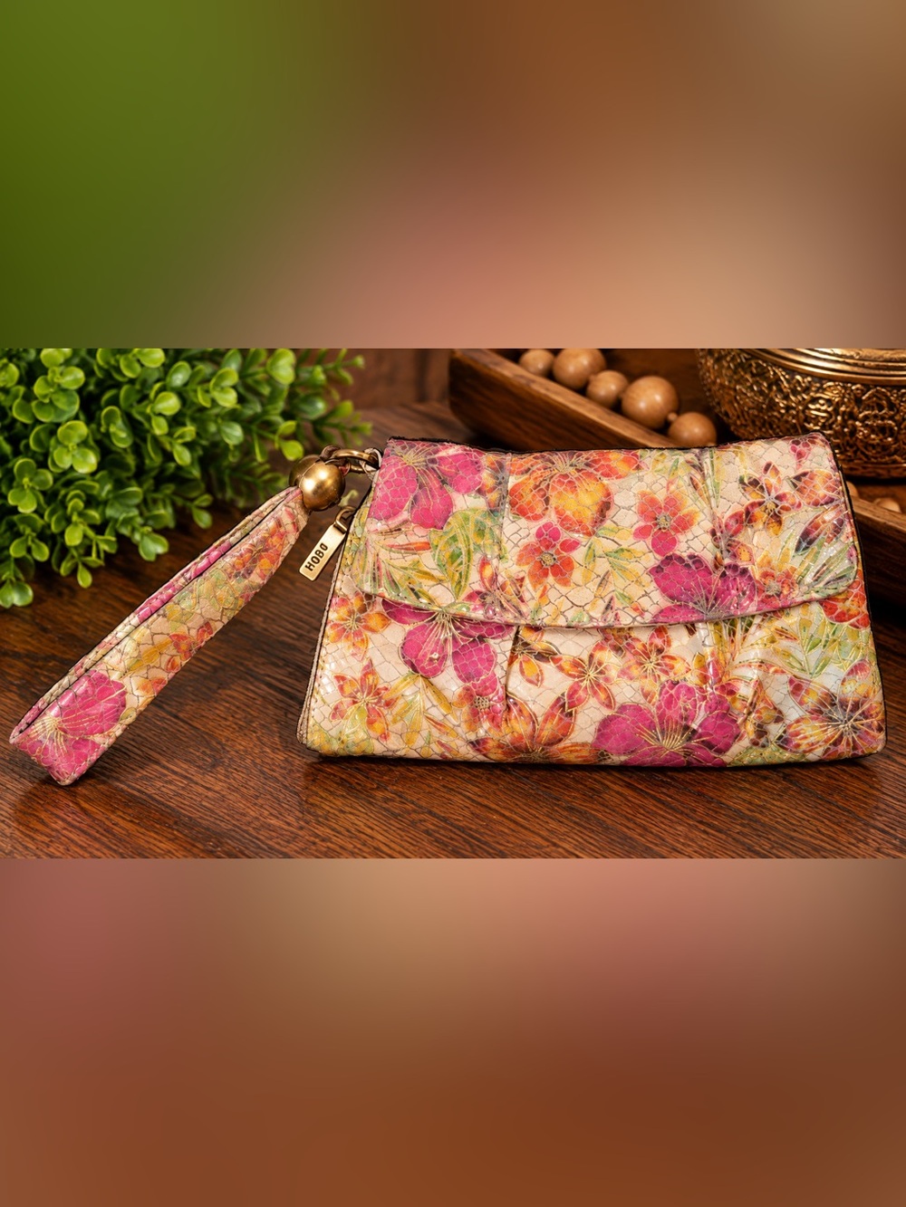 HOBO International Floral Leather Wristlet Clutch – Pink Multicolor